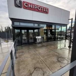 pressure washed front driveway before photo in lake stevens washington chipotle washington 3