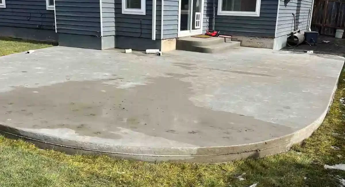 sod retaining wall concrete and sod everett washington finished